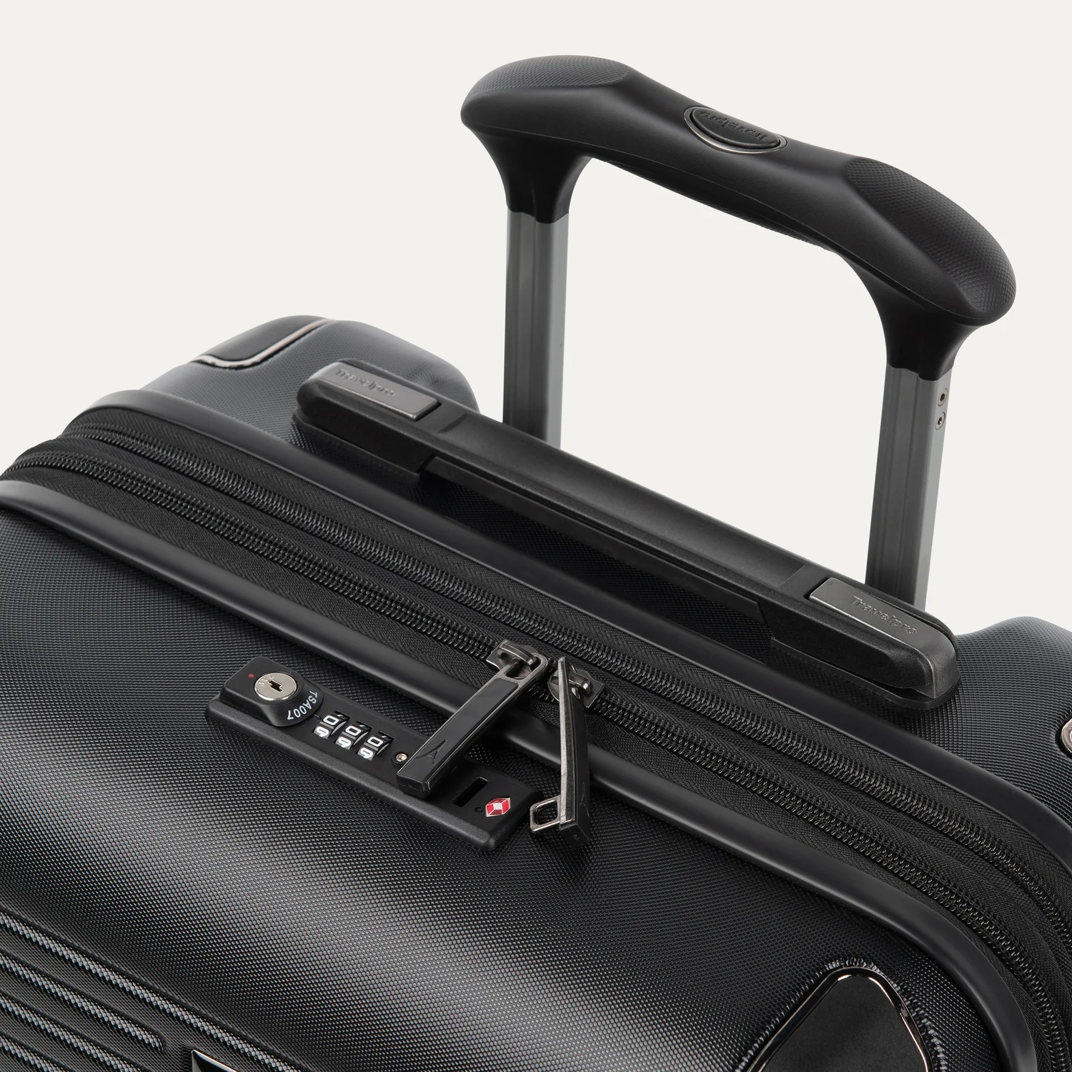 Roundtrip® Carry-On / Medium Check-In Hardside Set - Image 51
