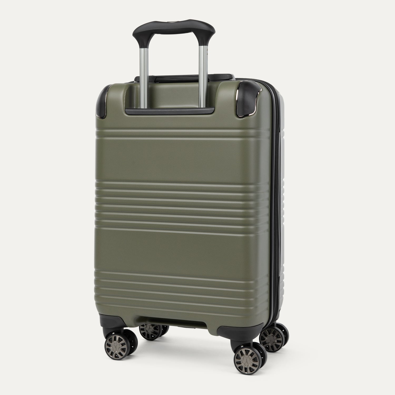 Roundtrip® Carry-On / Medium Check-In Hardside Set - Image 55