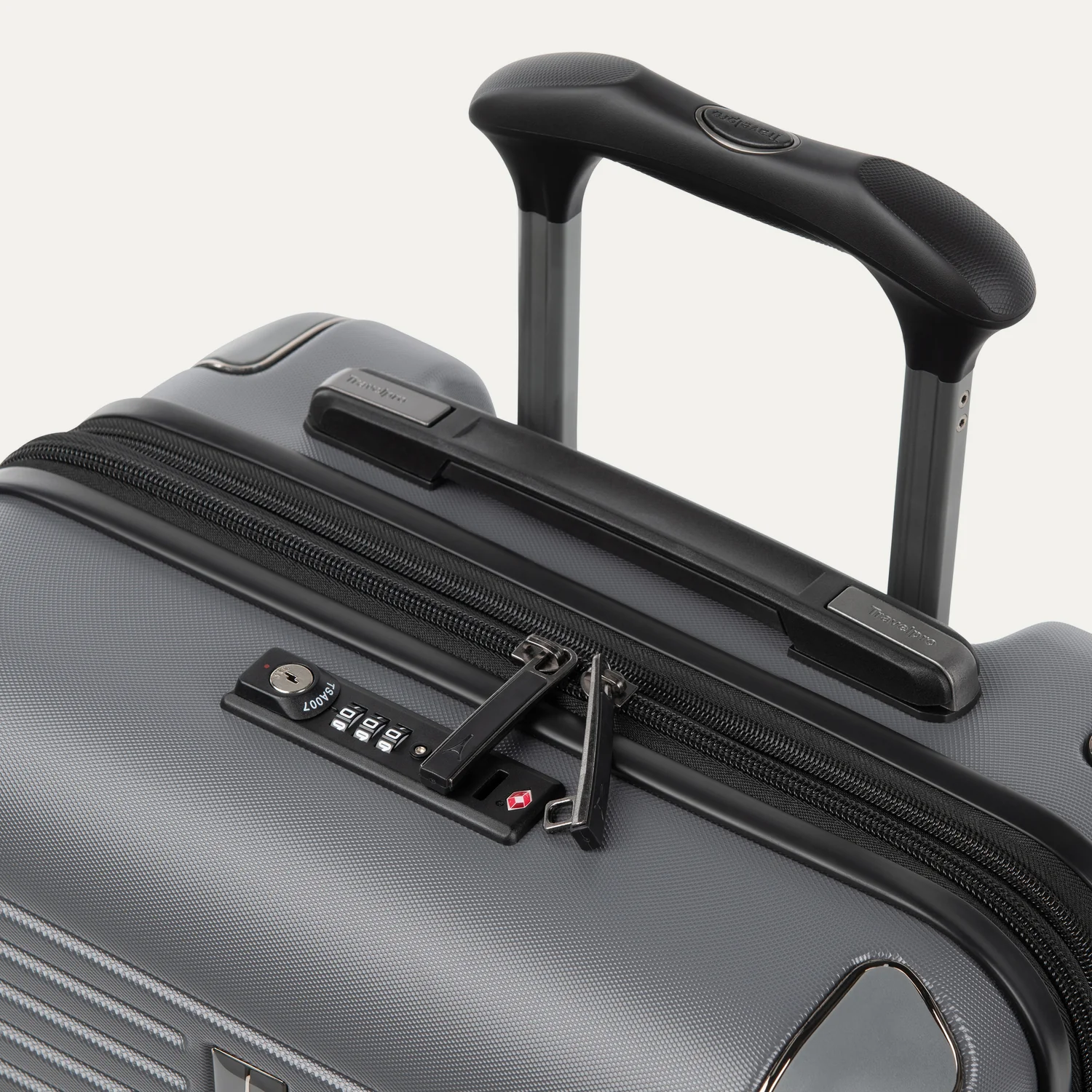 Roundtrip® Carry-On / Medium Check-In Hardside Set - Image 66