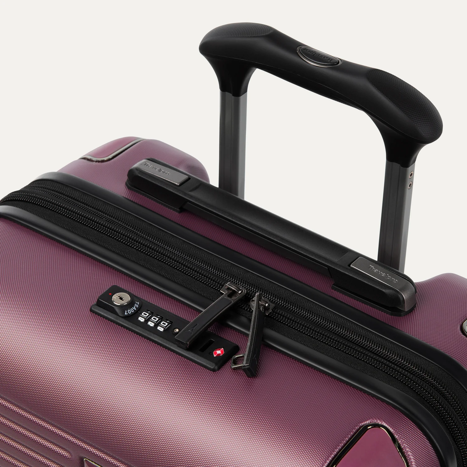 Roundtrip® Carry-On / Medium Check-In Hardside Set - Image 8
