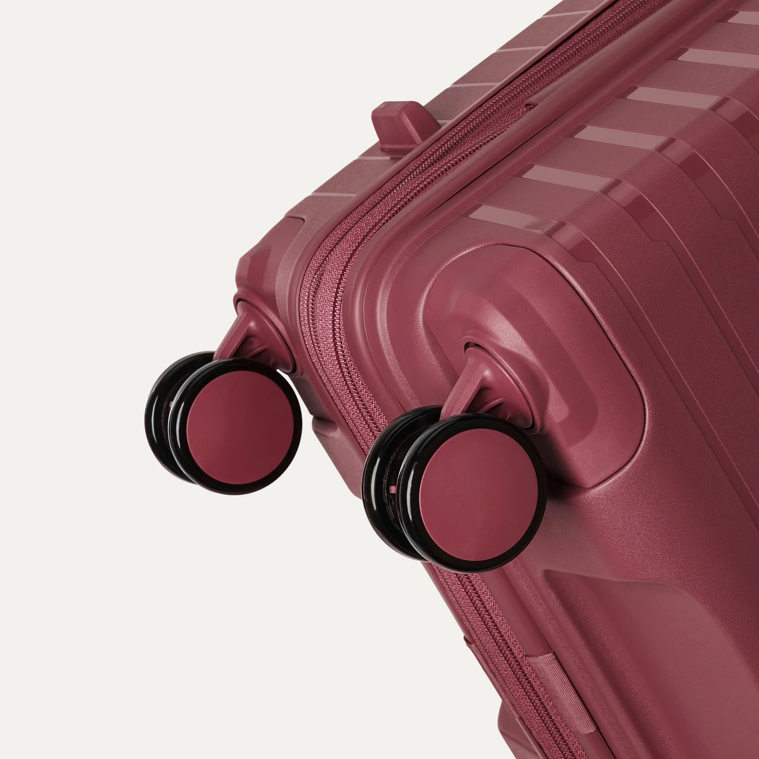 Optima® Expandable Large Check-in Spinner - Image 31