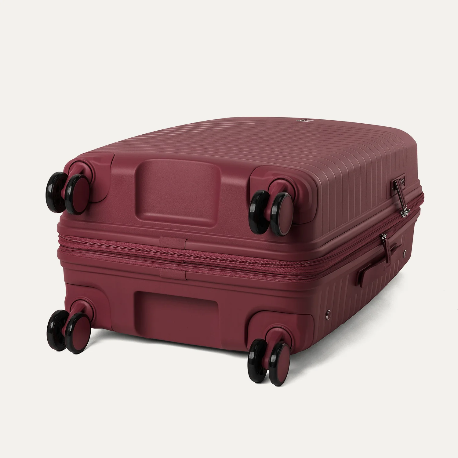 Optima® Expandable Medium Check-in Spinner - Image 24