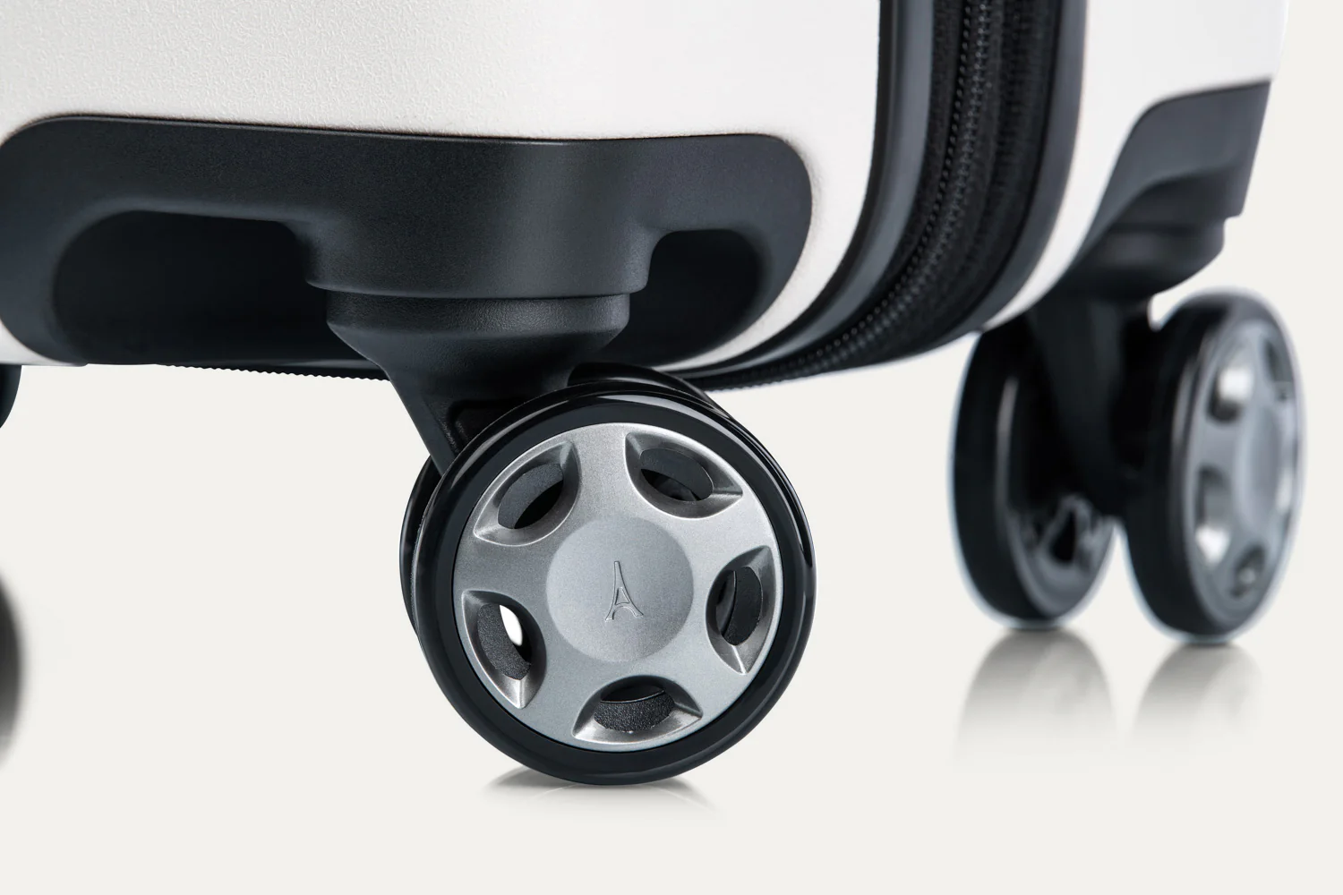 Travelpro® x Travel + Leisure® Carry-On Spinner - Image 28